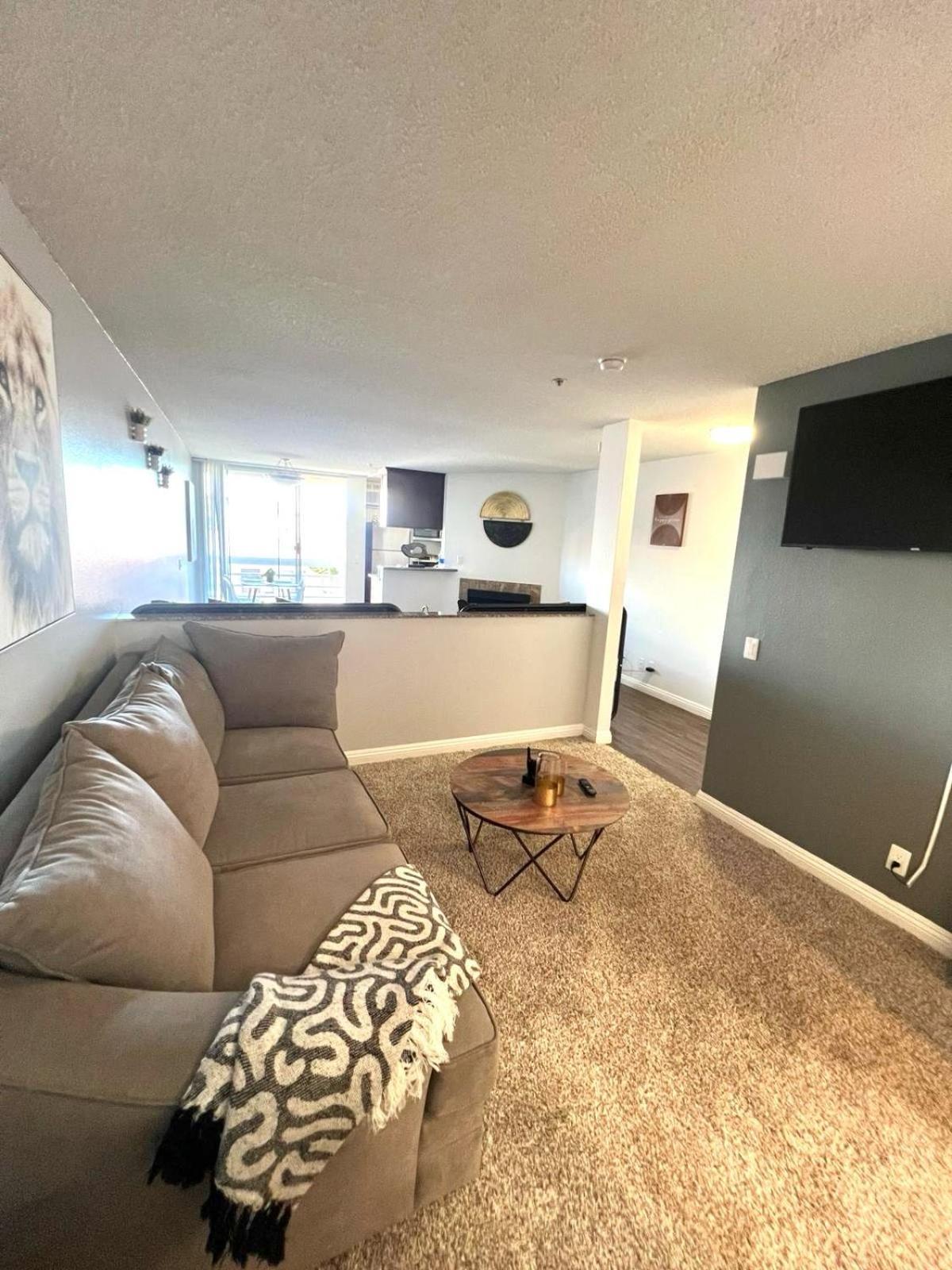 Amazing Universal Loft Free Parking * Los Angeles